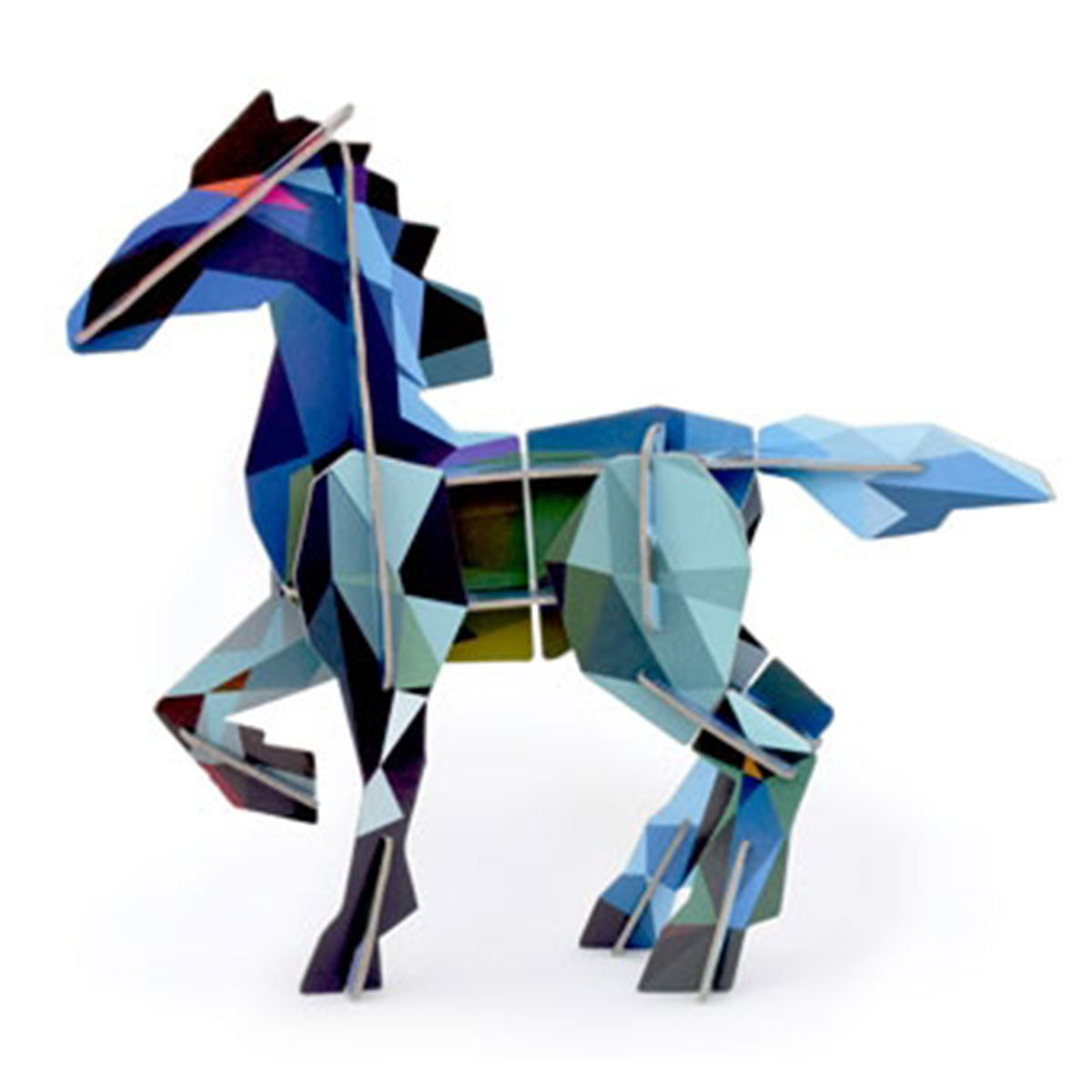 Totem cheval Frysk - A construire - Studio Roof