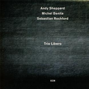 TRIO LIBERO